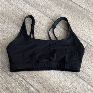 Fleo Black Sports Bra